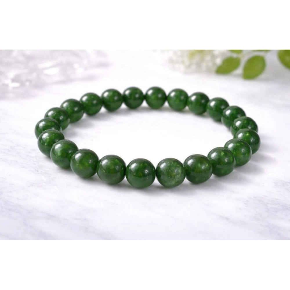 Suvarnika Natural Crystal 8mm Green Aventurine Bracelet (Green)